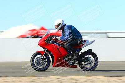 media/Jan-09-2022-SoCal Trackdays (Sun) [[2b1fec8404]]/Front Straight Speed Shots (1pm)/